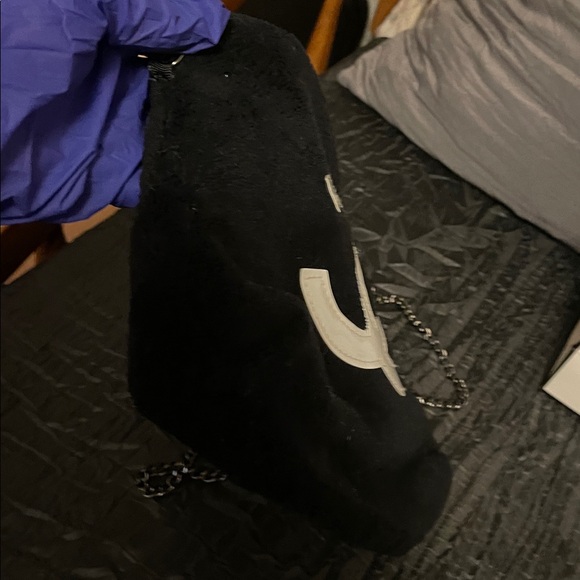 VIP/GWP Black Shoulder Bag with White Logo with shopping bag - Picture 17 of 17